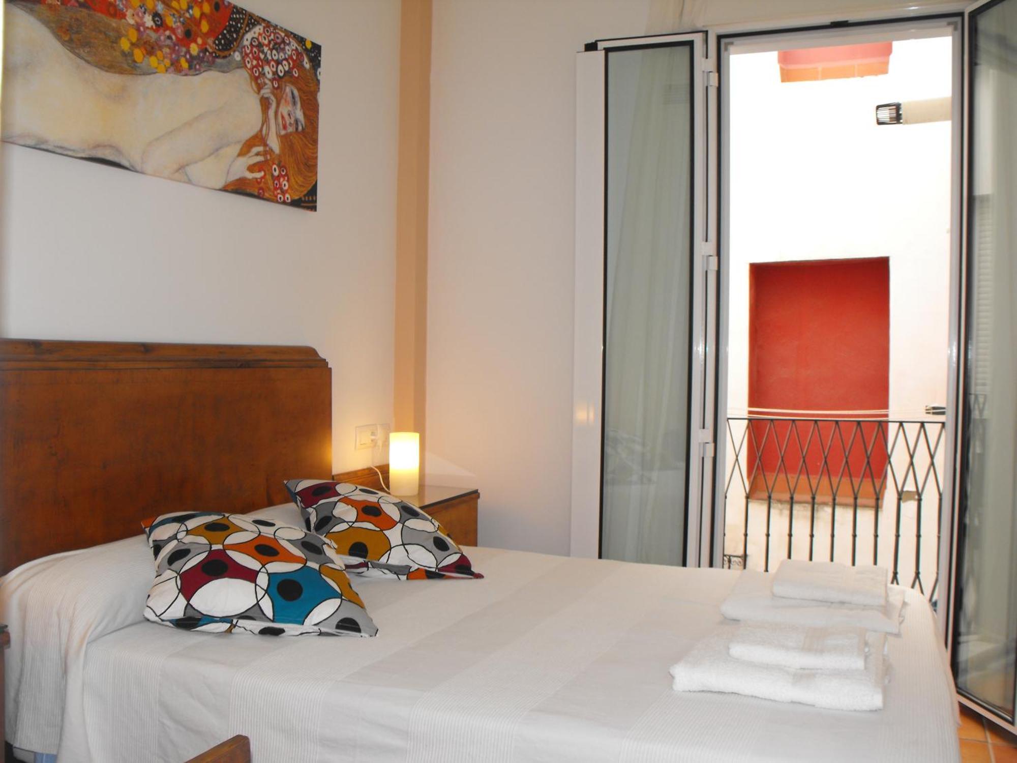Karmapartment 2 Seville Luaran gambar